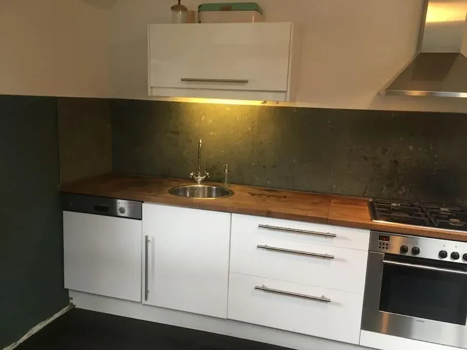 Badezimmer mit Badewanne